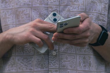 iPhone Duo pre-orders